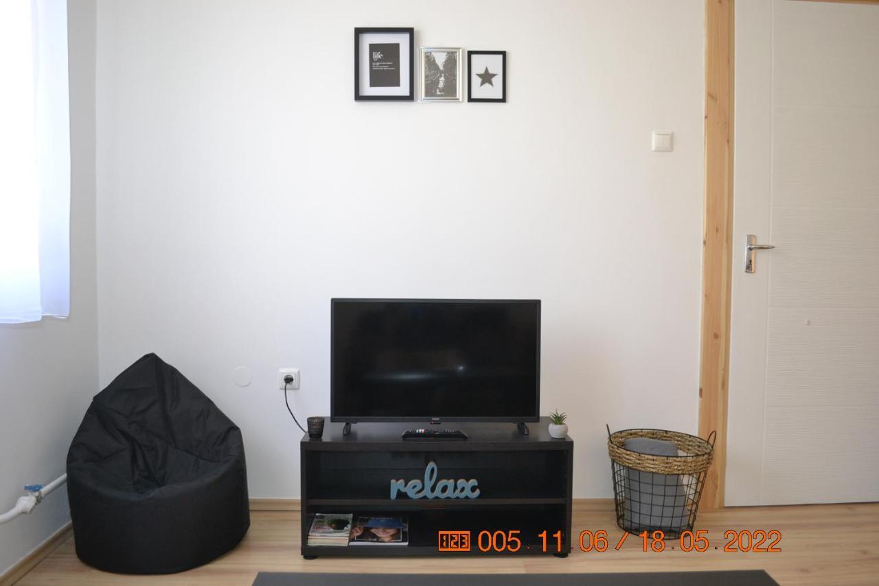 Sziget Apartman Eger Ngoại thất bức ảnh