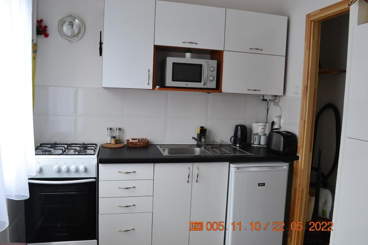 Sziget Apartman Eger Ngoại thất bức ảnh